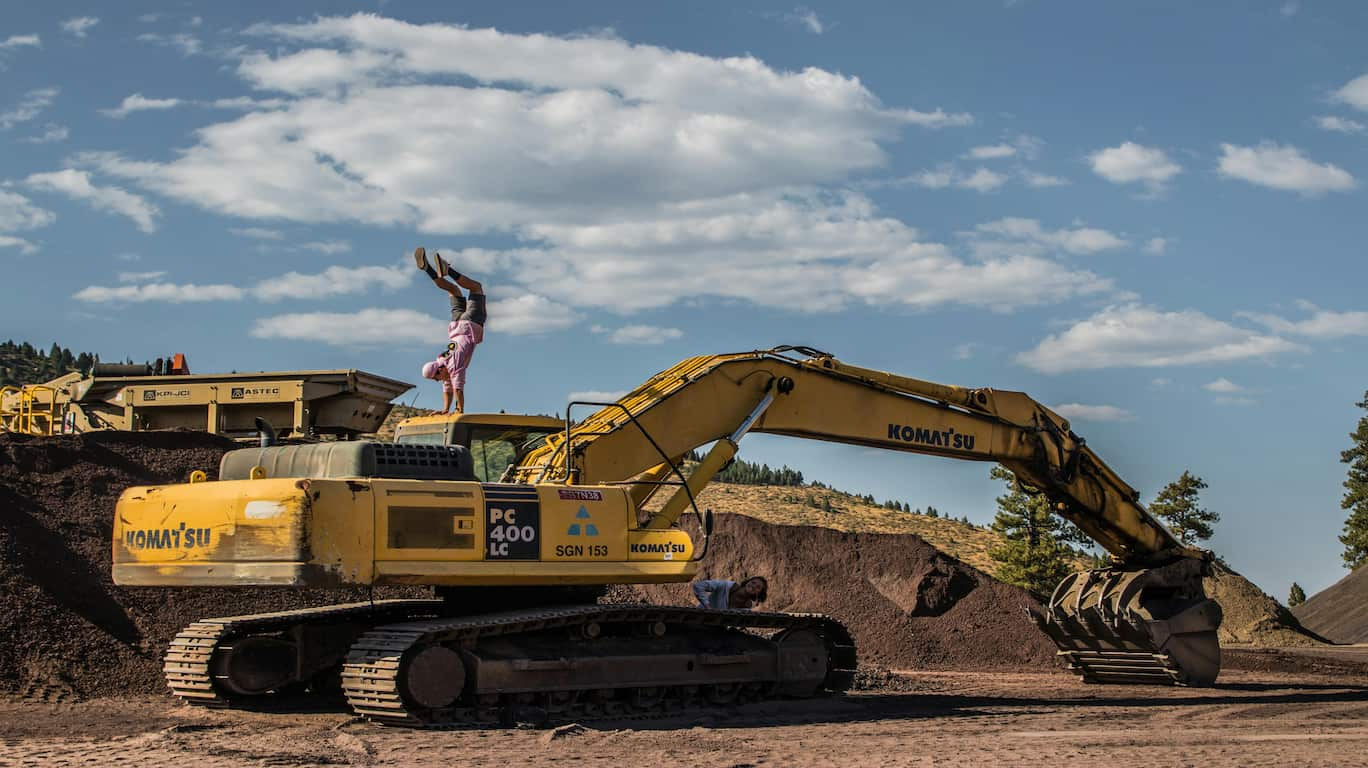 excavator rental